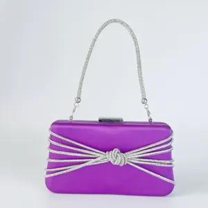 Detaillierte Satin Abendtasche mit funkelnden Strass-Knoten, elegante Luxus Kette Handtasche.