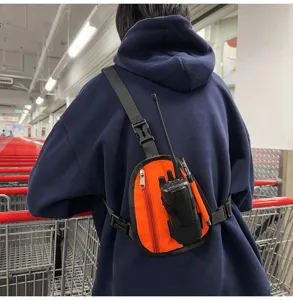 Borsa da petto tattica da uomo, marsupio streetwear hip-hop multifunzionale pratico.