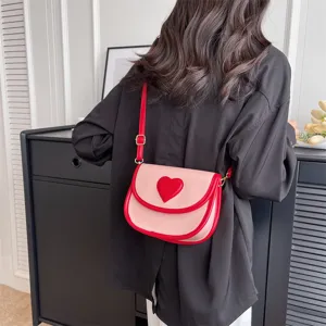 Damen Rosa Herz Umhängetasche Süße Mode PU Leder Schultertasche Freizeit Schicke Handtasche