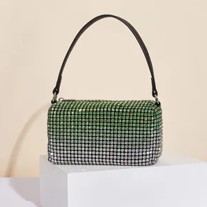 Elegante Damen Abendtasche mit Farbverlauf Strass und schwarzem Henkel für Partyabend.