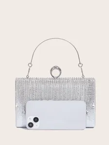 Silberne Strass Abendtasche Handtasche mit Ringgriff und Kette für Damen Partykleider.