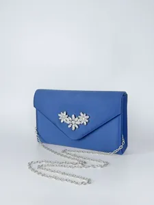 Elegante blaue Satin Abendtasche Clutch mit glitzerndem Kristallblumen und Kette.