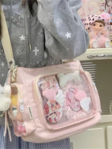 Japanische süße rosa Canvas-Itabasche mit klarem Fenster für Anime-Anstecknadeln, Umhängetasche.