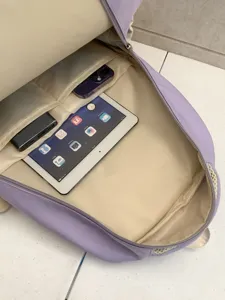 Niedlicher koreanischer Studenten Rucksack leichter Campus Freizeit Daypack mit Fächern.