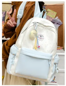 Japanischer süßer Sternenmuster Student Schulrucksack mit einem süßen Plüschanhänger.