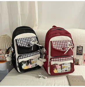 Japanischer Karo-Schulrucksack mit Sichtfenster, süßen Schleifen und viel Stauraum für Schüler.