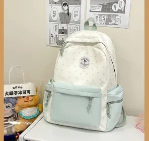 Süßer japanischer Stil Pastellgrün Weiß Stern Schultasche für Studenten Detailansicht