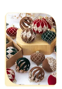 Set de bolas de Navidad flocadas, 6cm formas retro, decoración detallada para árbol de navidad.