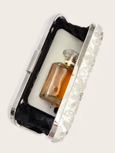 Eleganter weißer Perlen-Abendtasche, exquisite bestickte Braut-Handtasche für Damen.