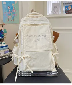 Japanischer Stil leichter einfarbiger Rucksack für Freizeit Outdoor Reisen und Pendeln.