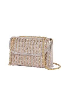 Glänzende Strass Abend Umhängetasche Detailansicht, elegante goldene Kette Handtasche für Party.