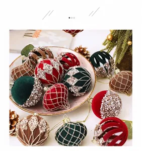 Juego de adornos de bolas colgantes de terciopelo navideño con cuentas de brillo