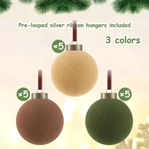 Geflokte fluwelen kerstballen set voor kerstboom decoratie, inclusief hangers, 3 kleuren