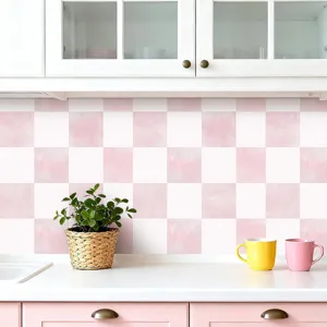 Dettaglio carta da parati a quadri rosa, adesivo in PVC per cucina e decorazione stanza.