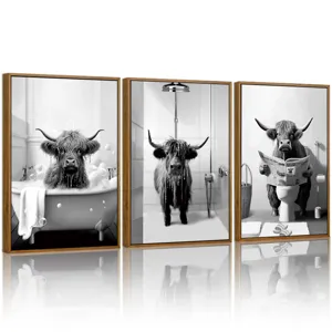 Arte de pared de baño con vaca de las Tierras Altas, set de lienzo divertido con marco de madera.