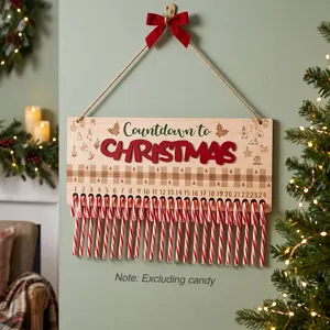 Holz Weihnachts Countdown Kalender Wandbehang Schild mit Zahlen und festlicher Deko.