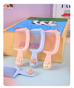 Süßer Cartoon Bär Kunststoff Haarkamm tragbar schöne Massagekamm Styling Zubehör für Kinder