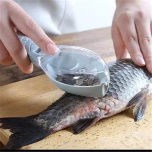 Manual Fish Scaler Plastic Fish Scale Remover Tool with Splash Proof Cover Handheld Fish Scaling Gadget Kitchen Tool