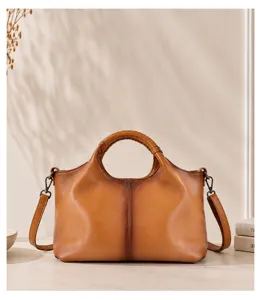 Vintage genuine leather tote bag for women, large capacity brown gradient shoulder bag.