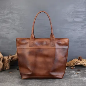 Vintage genuine leather tote bag for women, large capacity brown shoulder handbag for commuting