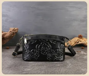 Borsa a tracolla da donna in vera pelle con elegante design floreale goffrato per uso