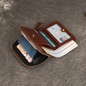 Monedero de cuero vintage con cremallera y múltiples ranuras para tarjetas para mujeres principal