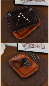 Vue detaillee du plateau de rangement en cuir vintage, cire pour bijoux et accessoires.