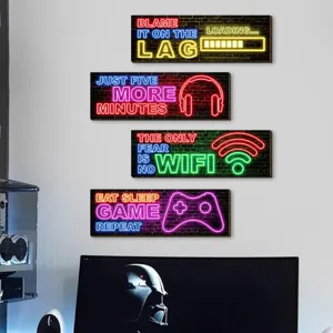 Panneau suspendu en bois pour joueur style néon décoration murale pour salle de jeux.