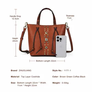 Sac seau vintage en cuir avec rivets, poignee tressee et bandouliere pour femmes.