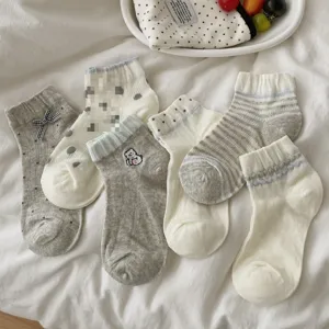 Set calzini corti donna stile giapponese carino, pois righe e ricamo orso sottili in cotone.