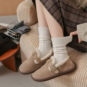 Cozy thick cable knit socks women winter warm wool blend slouch socks retro soft comfortable style.