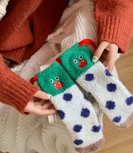 Chaussettes douces corail polaire hiver chaud avec broderie clown drôle et pois bleus