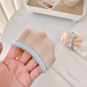 Zomer dunne dames enkelsokken, ademende mesh onzichtbare sokken met anti-slip ontwerp.