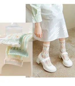 Damen halbe Socken aus transparentem Netzstoff, dünne Kristallseide mit Rüschen für Frühling.