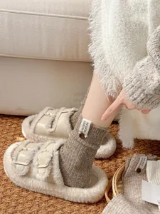 Thickened flecked yarn cable knit wool slouch socks for women, vintage warm cozy mid-tube socks.