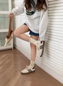 Spring summer Japanese polka dot white mid-tube socks, cute breathable casual socks for women.