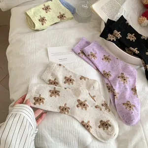 Cute cartoon bear pattern mid-calf socks for women, sweet college style dot yarn cotton socks.