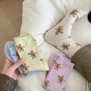 Cute bear pattern mid-tube casual socks for women, soft point yarn daily cotton hosiery.
