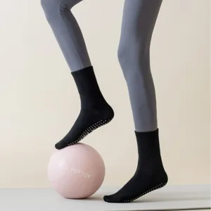 Women non-slip yoga socks mid-calf pilates fitness sports floor socks black breathable cotton
