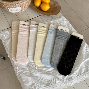 Details der Damen Rüschen Schleife Wadenstrümpfe, vintage dünne Socken für Frühling Sommer.