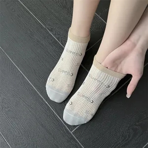 Breathable mesh low-cut women socks detail view, comfortable summer invisible cotton socks.