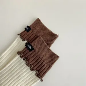 Korean style sweet white and brown contrast ruffles cotton crew socks with small label.