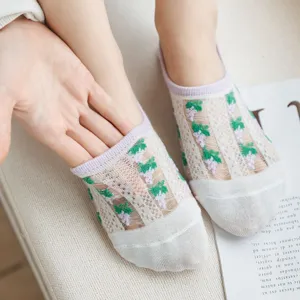 Women floral mesh low cut short socks, breathable sheer summer ankle socks style.