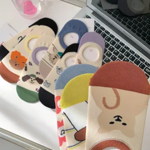 Cute cartoon jacquard shallow invisible socks for women, spring summer anti-slip design.