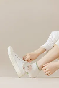 Cute Japanese style peach pattern short socks for women, breathable summer ankle sock style.