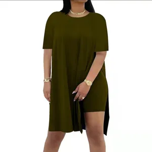 Casual summer solid color loose round neck short sleeve top and shorts two piece set for women.