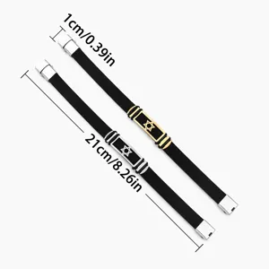 Vista dettagliata del bracciale uomo in silicone e acciaio inox con simbolo stella e 21cm.