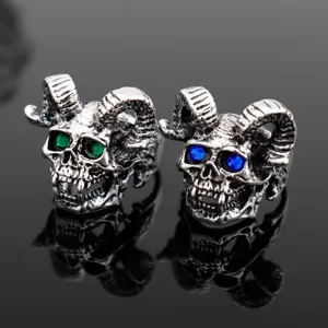 Punk gotische ram schedel ring met fonkelende zirkonia ogen, vintage zilverkleurige sieraden.