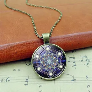 Vintage heilige Geometrie Glas Cabochon Anhänger Halskette mit Bronzekette Damen.