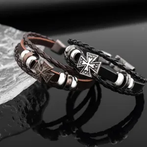 Herren Vintage Mehrschichtig Geflochtenes PU Leder Armband Retro Legierung Kreuz Anhänger Punk Armreif Mode Schmuck Geschenk